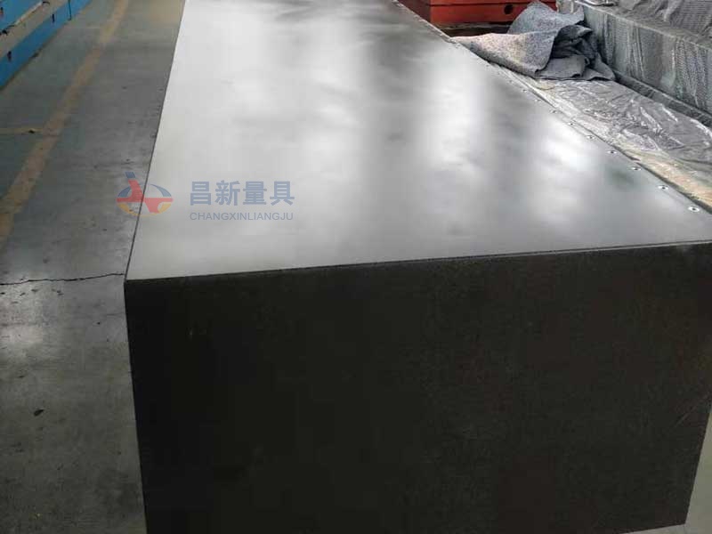 鑄鐵平臺與巖石平臺的穩定性區別